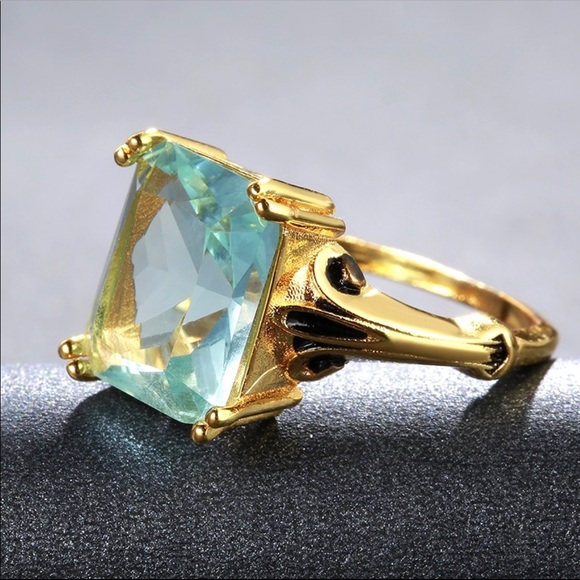 Aquamarine and Gold Statement Ring - Picture 3 of 7